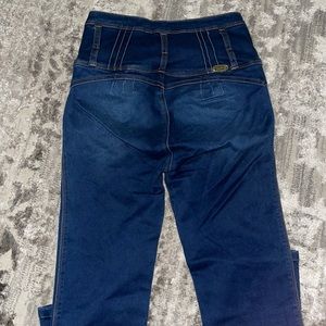 COPY - Colombian jeans, lift buttocks and high waist